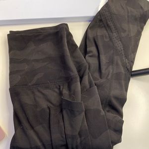 black camo lululemon dupe leggings